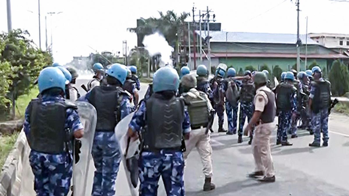 Manipur students attempt to march to Raj Bhavan, 40 injured in clashes with police