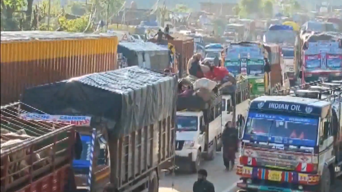 Traffic suspended on Jammu-Srinagar highway due to landslides in Ramban