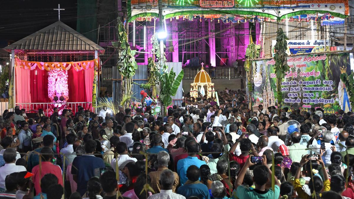 St. Lourdes church car festival celebrated