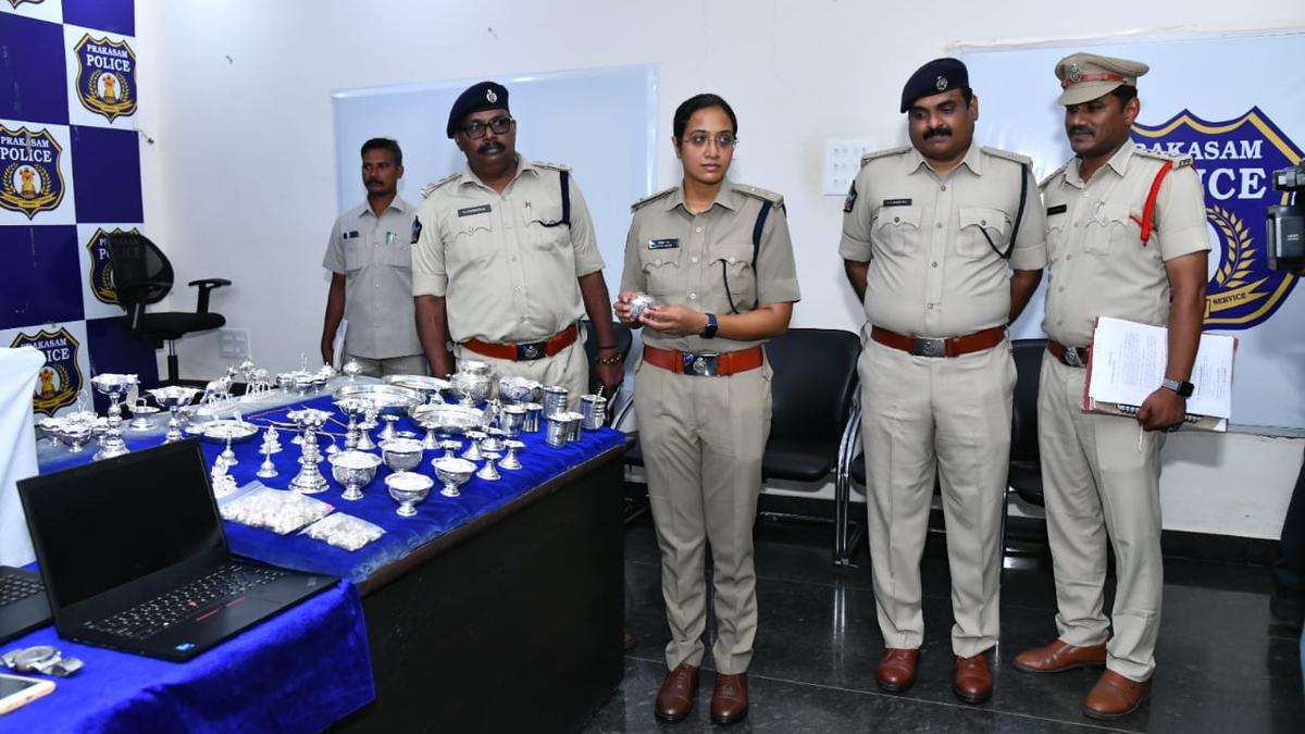 Three inter-State property offenders arrested in Ongole; valuables worth ₹7.70 lakh seized