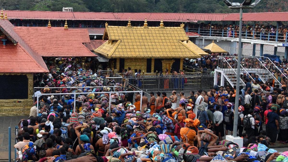Sabarimala | Travancore Devaswom Board to stop spot booking from January 10 to check Makaravilakku rush