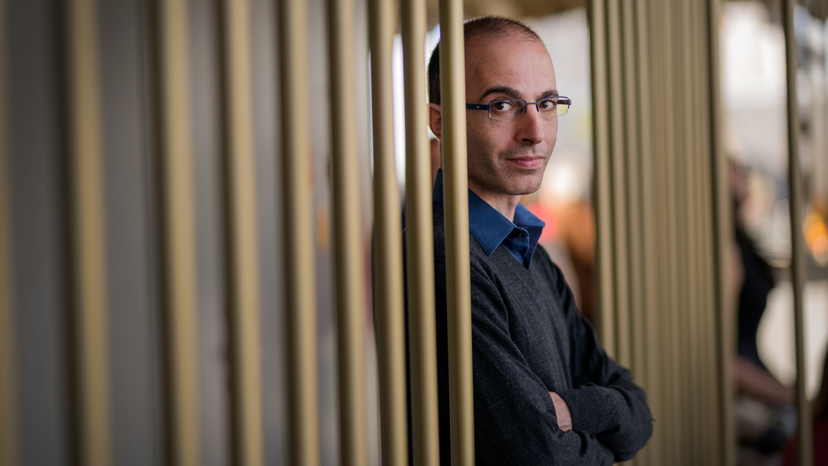 Yuval Noah Harari Discusses the Intersection of History, Science, and AI in New Book