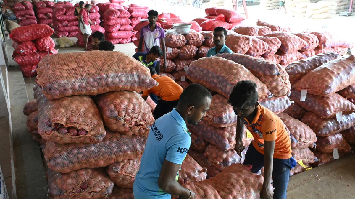 Poll code plays spoilsport for business at vegetable market near Tenkasi