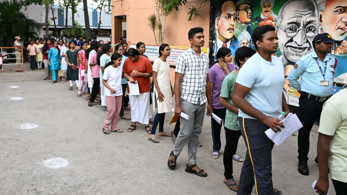 Streamline biometric verification for NEET, Delhi High Court tells NTA