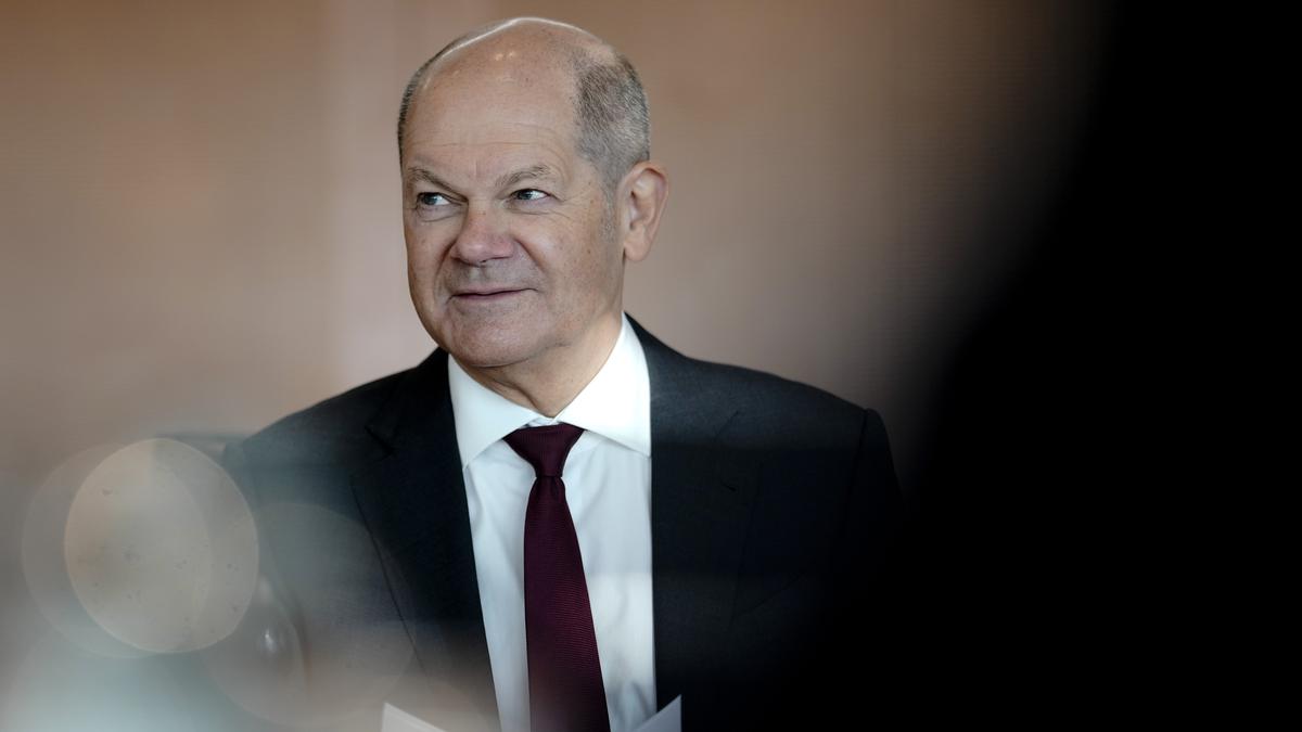 Germany's Scholz warns of extremists stoking rage as farmers protest and discontent is high