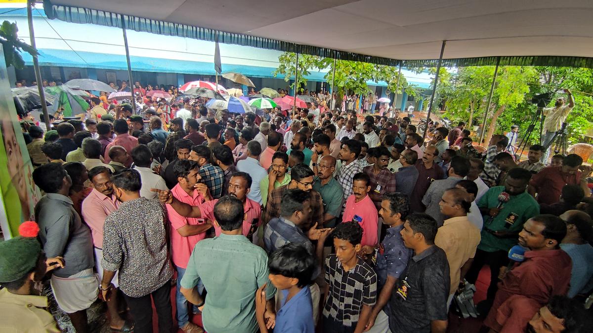 Heartbreaking scenes at Kochi airport as mother of Midhun who was electrocuted at school returns from Kuwait