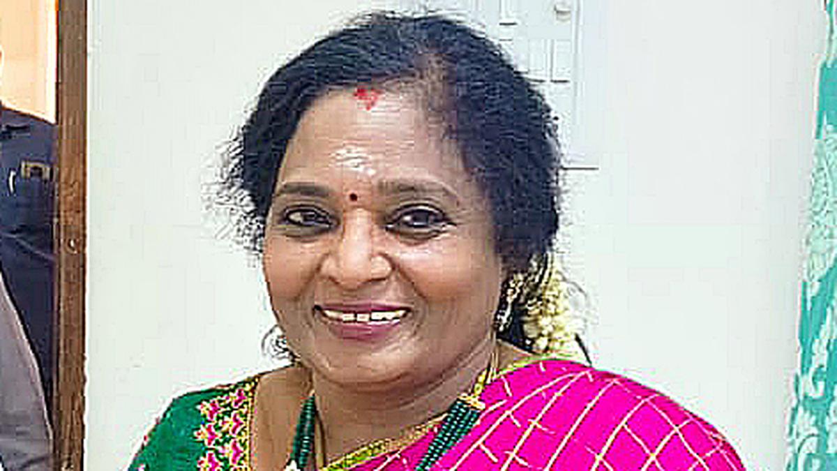 Telangana moves Supreme Court accusing Governor of delaying assent to Bills