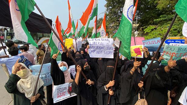 Hijab row: Appeals against Karnataka High Court ruling may be listed next week, indicates SC