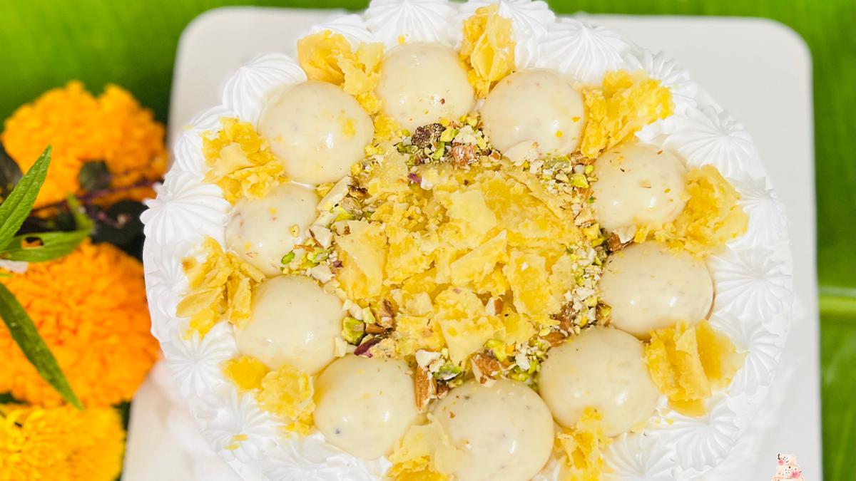 Watch | Payasam cakes and Mahabali cookies for Onam