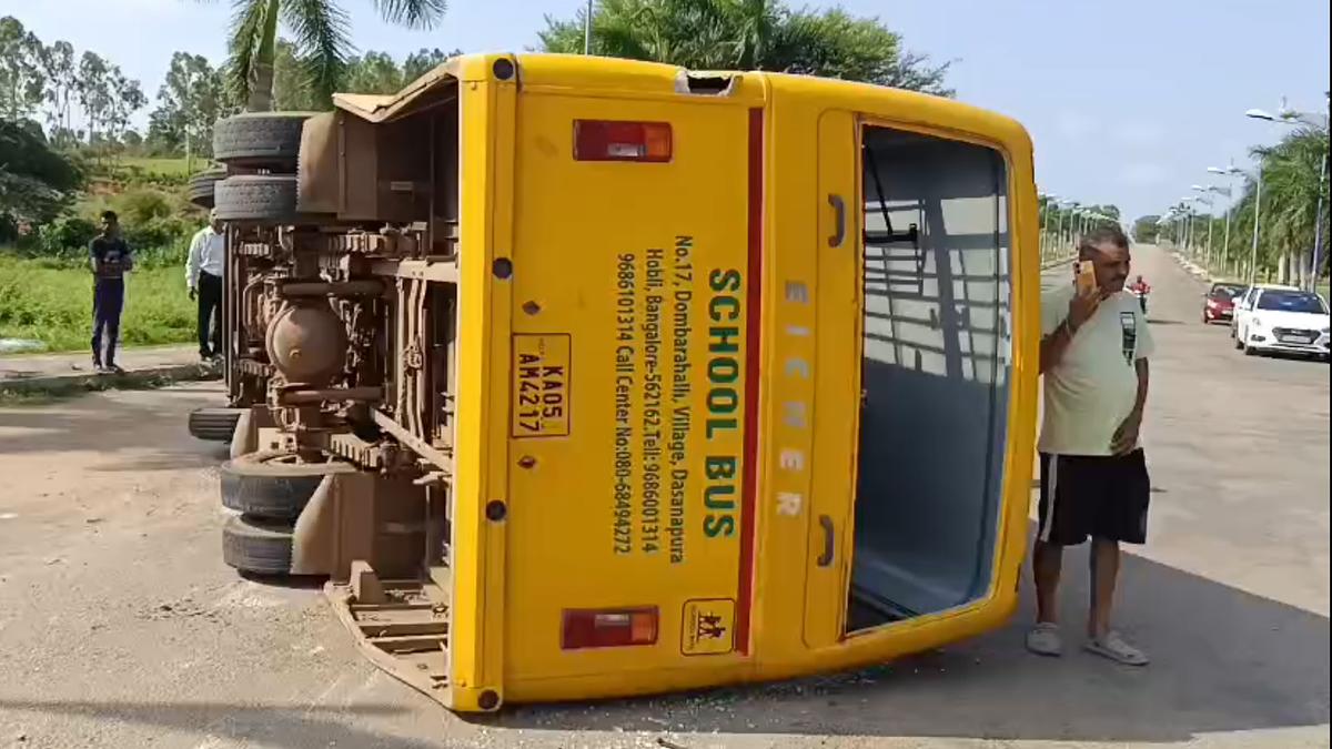Ten injured as school bus overturns in U.P.’s Bijnor