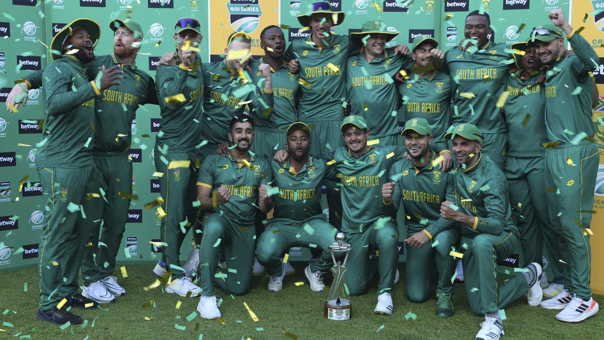 South Africa wins 3rd straight match to beat Australia 3-2 in ODI series ahead of Cricket World Cup