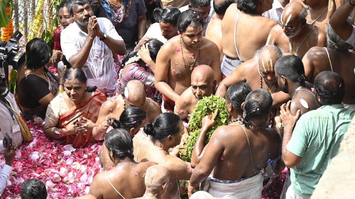 Govindaraja Swamy Brahmotsavam concludes with ‘Dhwajavarohanam’