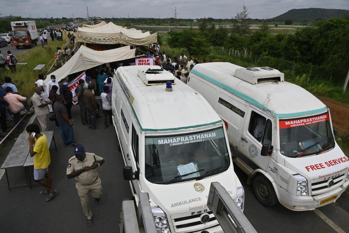 Bodies of victims being taken away from the site of the accident.  Bodies of victims being taken away from the site of the accident.