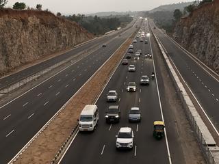Multi-Lane Free Flow tolling to be tested in pilot project on Bengaluru–Mysuru  highway - The Hindu