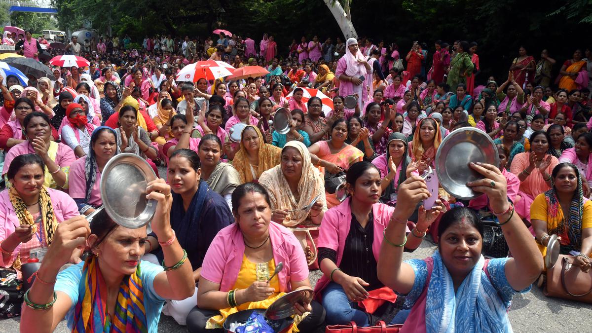 On strike since August, ASHA workers stopped en route to CM’s house