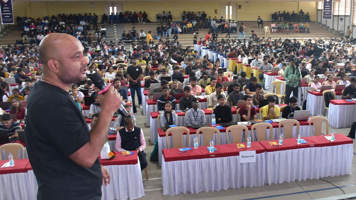 Website hosting workshop held