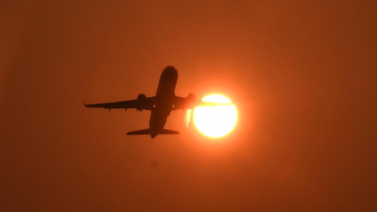 Domestic air traffic again touch a record high; airlines carried 4,59,526 passengers on Nov 20