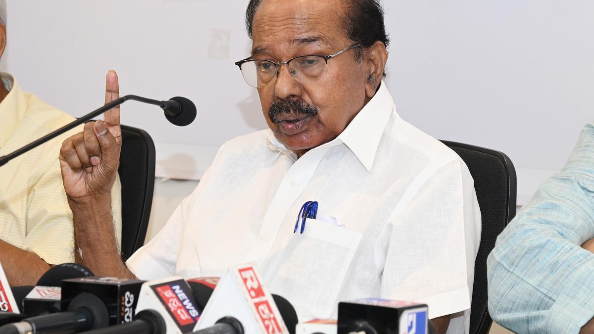 NDA seats will reduce to 200 in Lok Sabha elections, says Veerappa ...