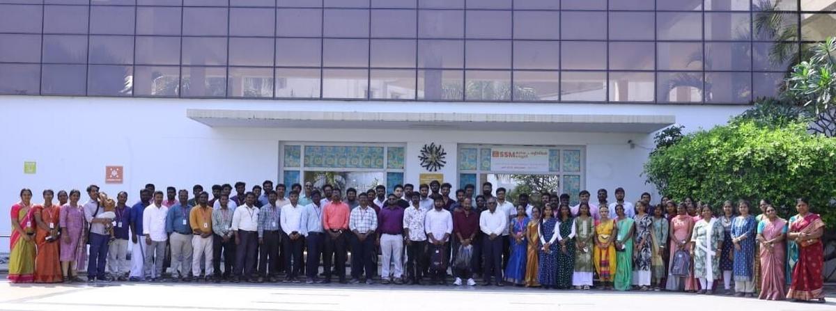 L'Istituto SSM di Ingegneria e Tecnologia, Dindigul, organizza la Riunione degli Alumni.