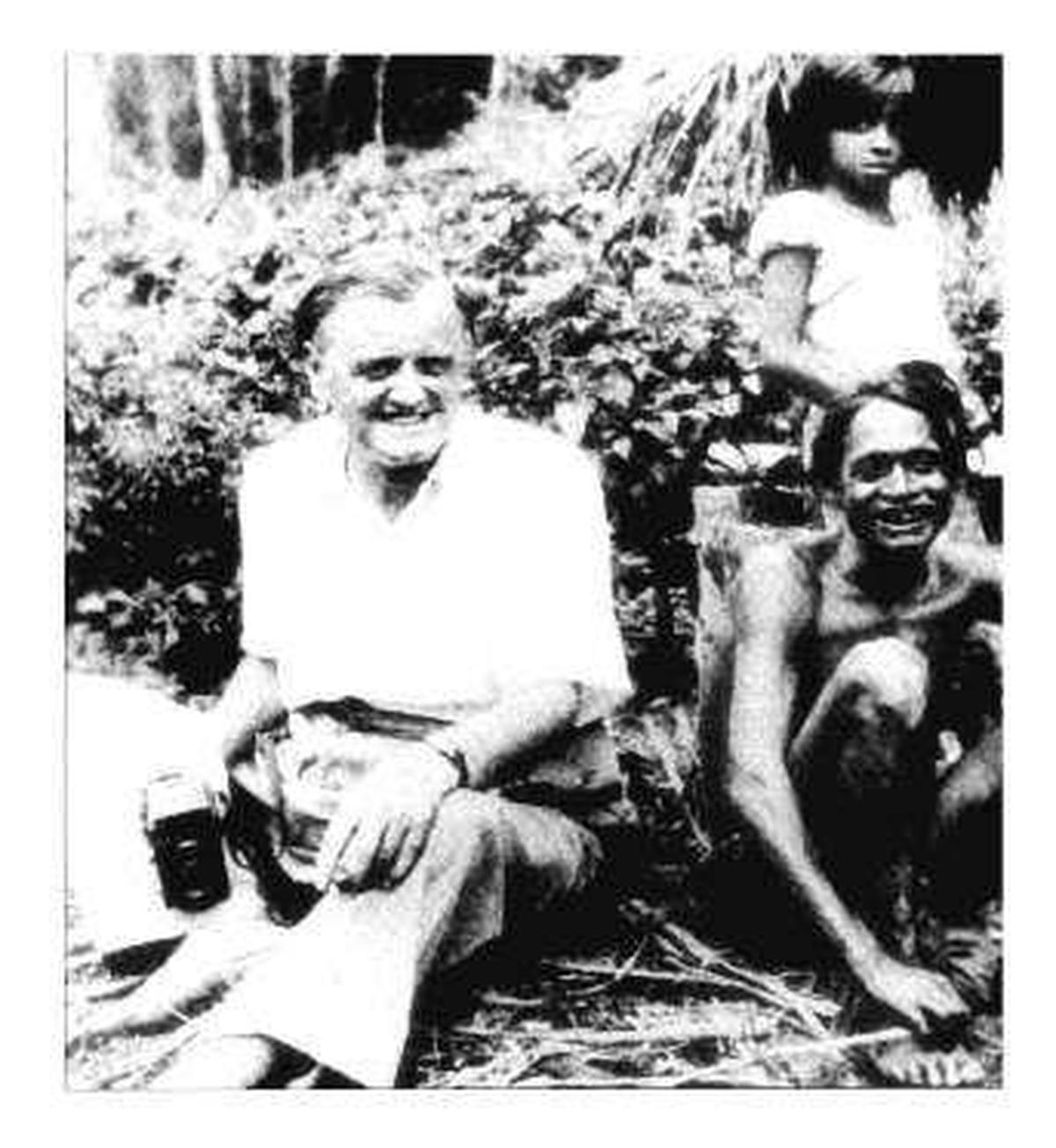 Verrier Elwin with the tribals he loved.