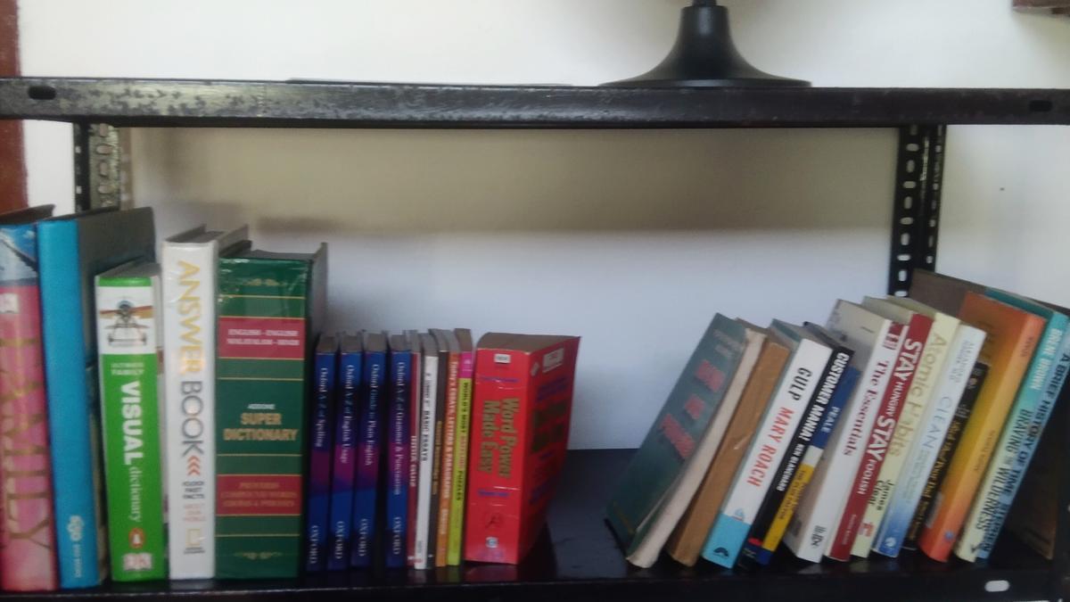 Anchuruli tribal settlement gets a library - The Hindu