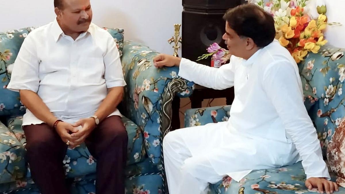 Nadendla Manohar, Kanna Lakshminarayana vow to work for defeat of YSRCP