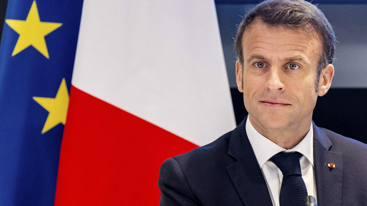Macron praised in China for 'brilliant' Taiwan comments