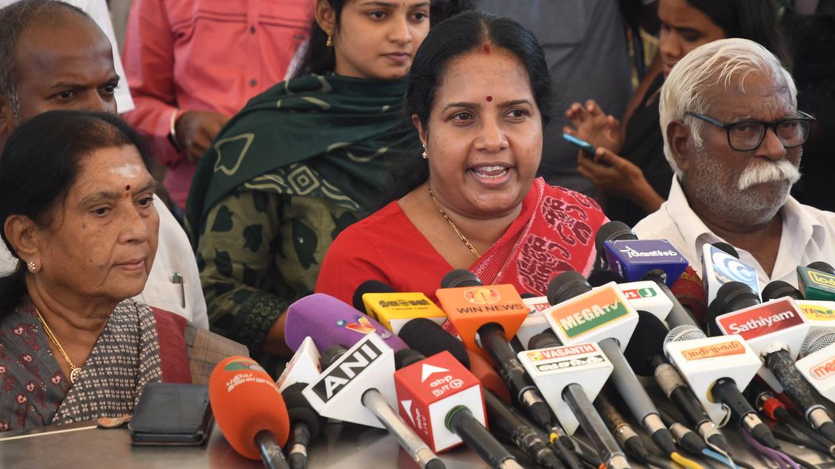 Cauvery resolution shows DMK’s double standards, alleges Vanathi Srinivasan