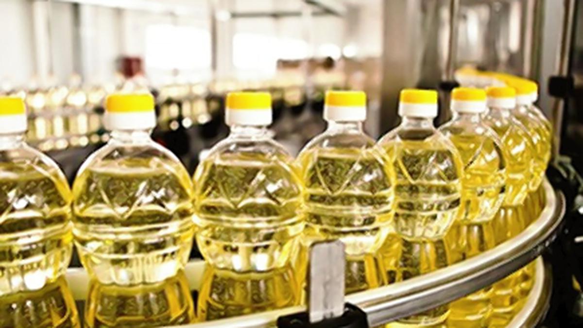 India to allow edible oil imports at lower duty until March 2025