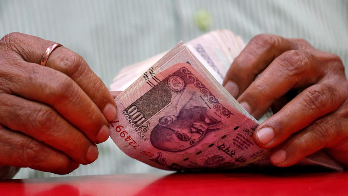 India's forex reserves drop $7.27 billion to $594.88 billion