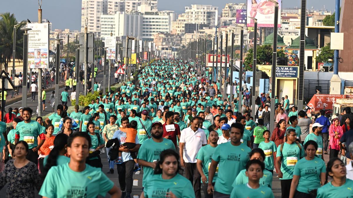 Beach Road comes alive with Vizag Marathon runners