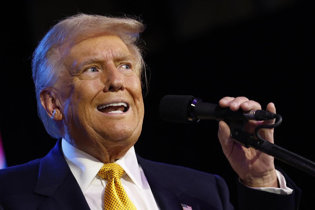 US Slaps 25% Tariffs on Indian Exports, Faces Criticism for Own Steep Duties