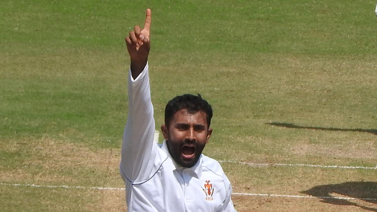 Shreyas Gopal Returns to Karnataka, Aims for Ranji Trophy Success