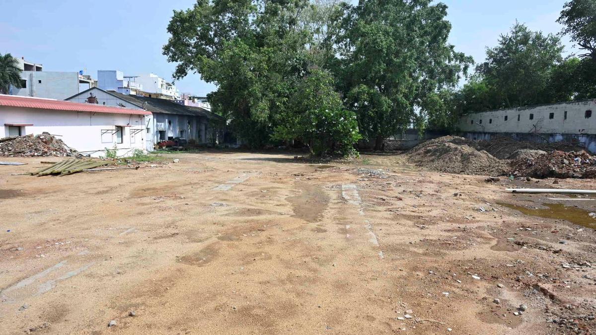 Association seeks steps to protect alignment of proposed 80-ft road in Erode