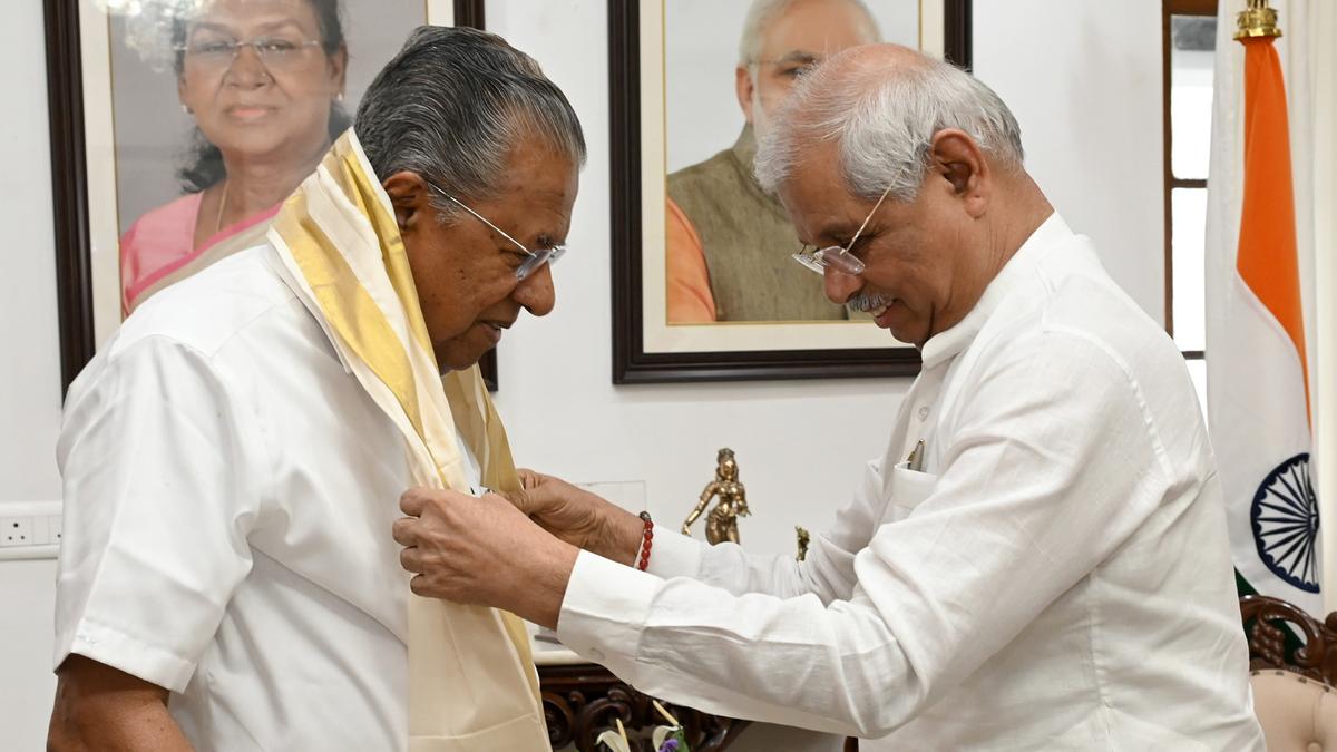 Chief Minister calls on Governor, raises slew of issues