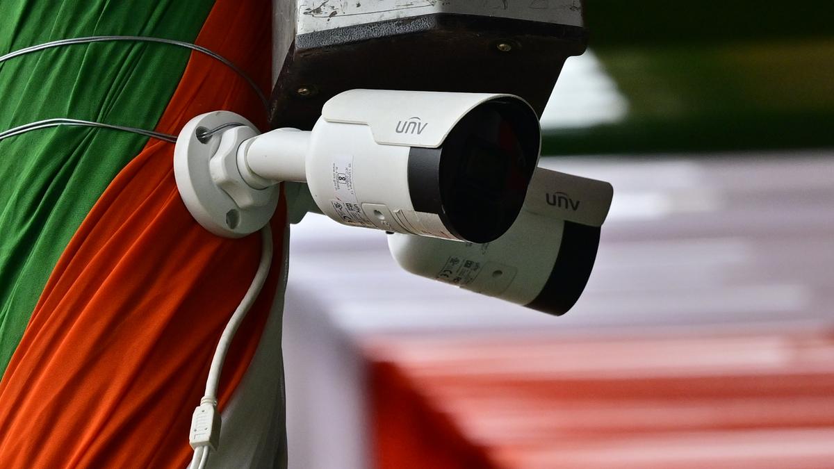 Supreme Court takes suo motu cognisance of non-functional CCTVs in police stations