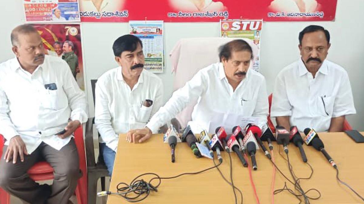 Andhra Pradesh lags behind Telangana in development, income generation, says CPI