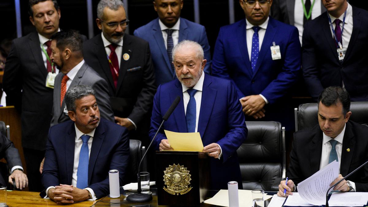 Luiz Inácio Lula da Silva assumes office as Brazil President for a third time