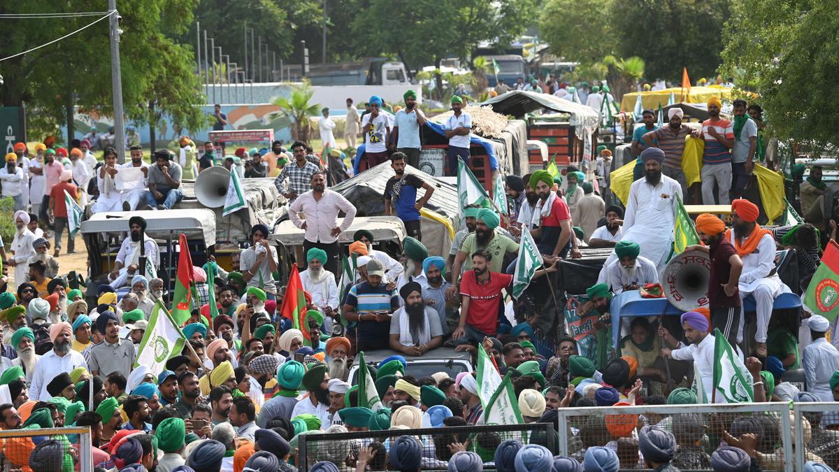 Bhagwant Mann to meet protesting farmers stopped from marching towards Chandigarh