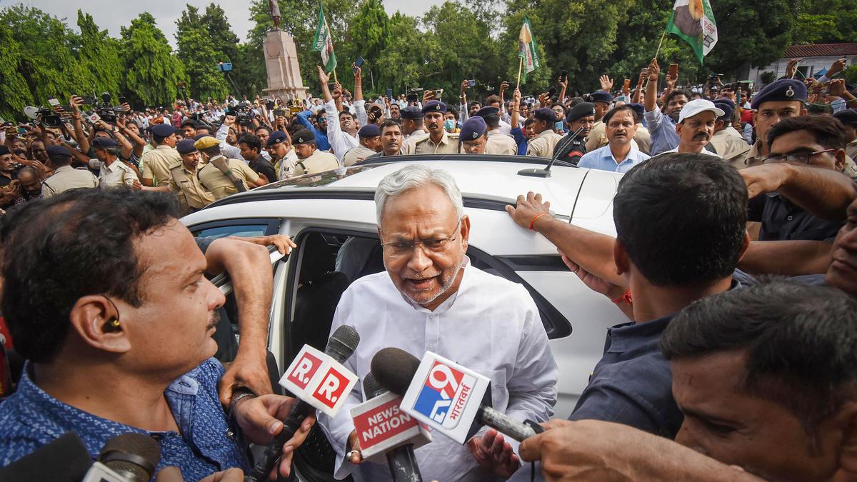 Bihar political crisis live updates | Nitish Kumar to take oath as CM on August 10 at 4 pm