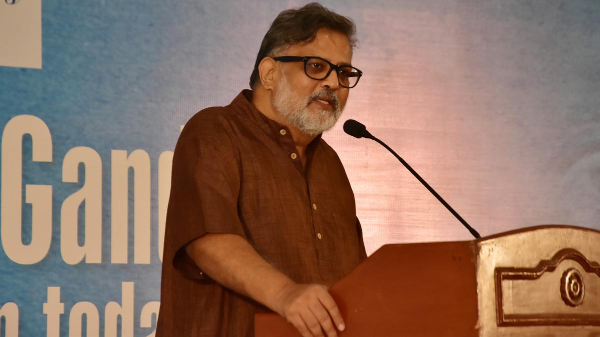 Comments by Hindutva leader Sambhaji Bhide are intended to tarnish Bapu’s image, says Tushar Gandhi