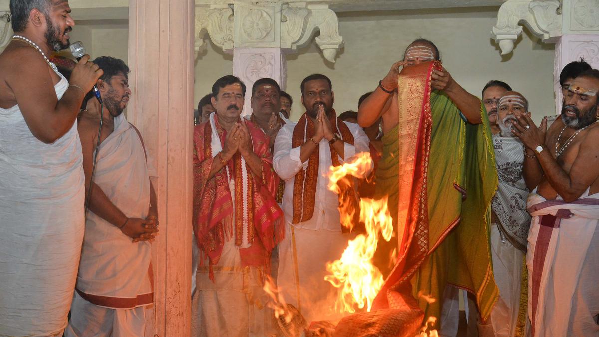 Poornahuti marks conclusion of Bhavani Deeksha Viramana at Durga temple in Vijayawada