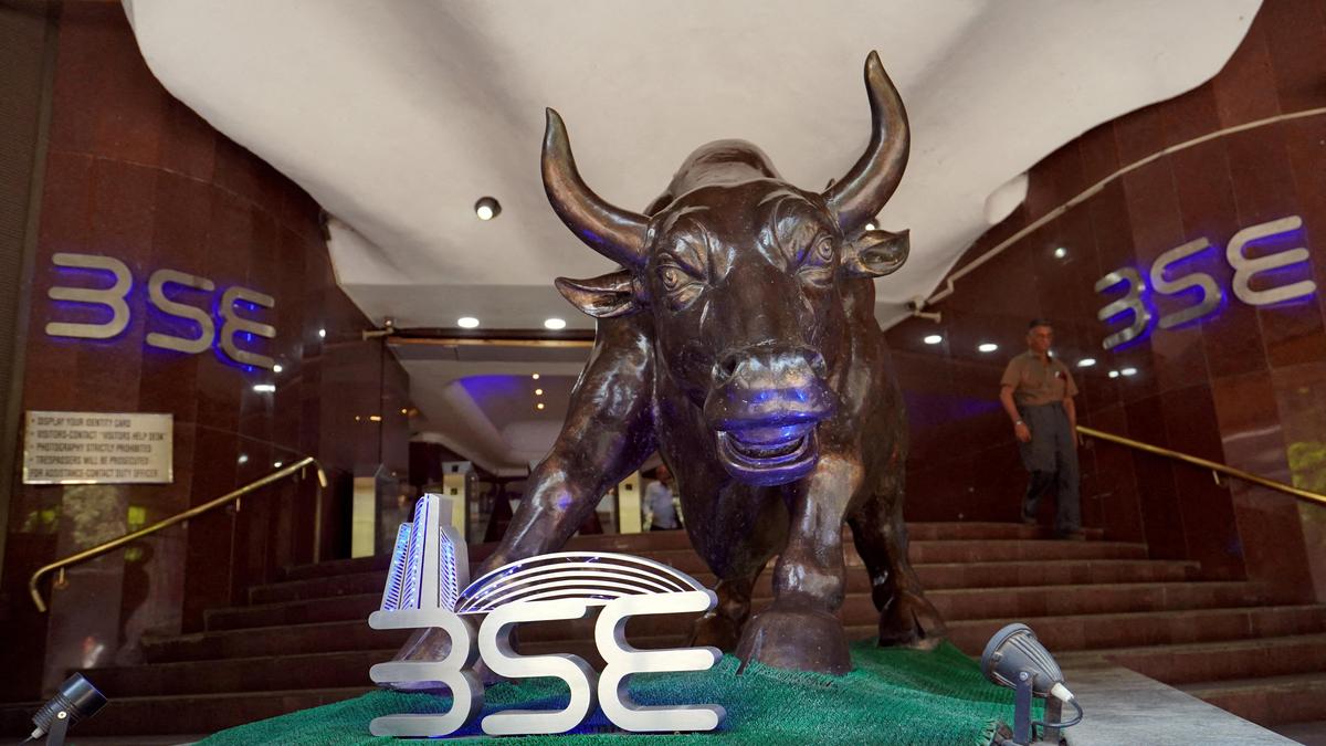Stock markets rally amid easing geopolitical tensions; Sensex climbs 500 points