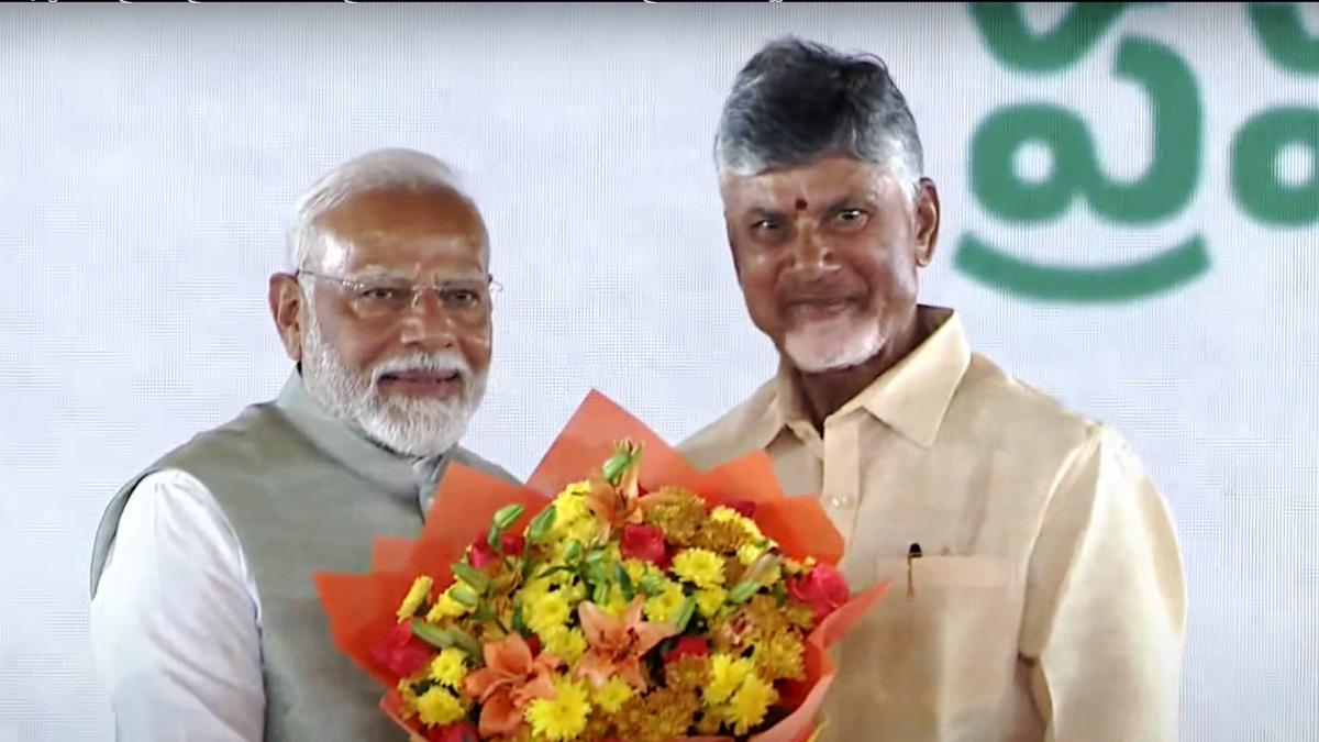Chandrababu Naidu swearing-in LIVE updates | Governor S. Abdul Nazeer administers oath to TDP National president as Chief Minister of Andhra Pradesh