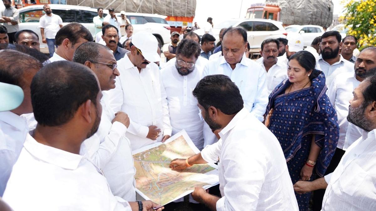 TDP cadres prepare to host Mahanadu in Nellore