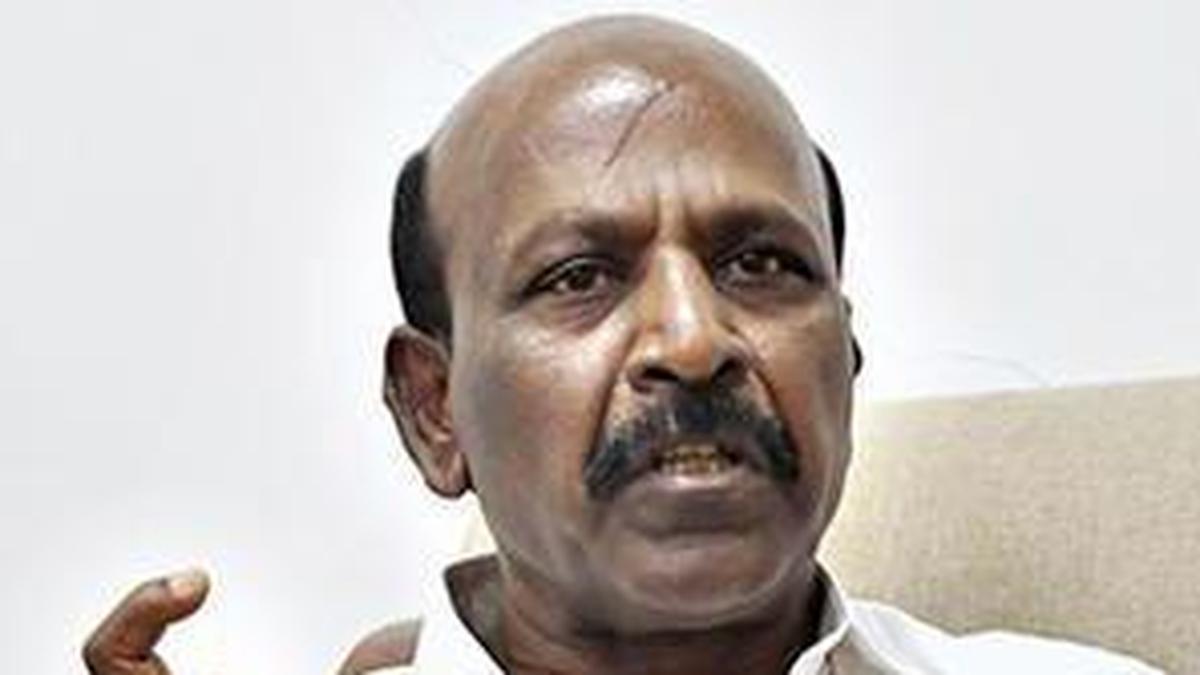 Minister asks protesting healthcare workers to be cautious of ‘middlemen’