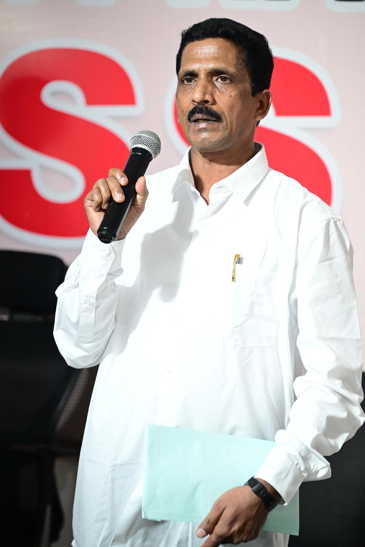 Senior Maoist commander Chelluru Narayana Rao, alias Somanna, addressing the media in Vijayawada on Monday.