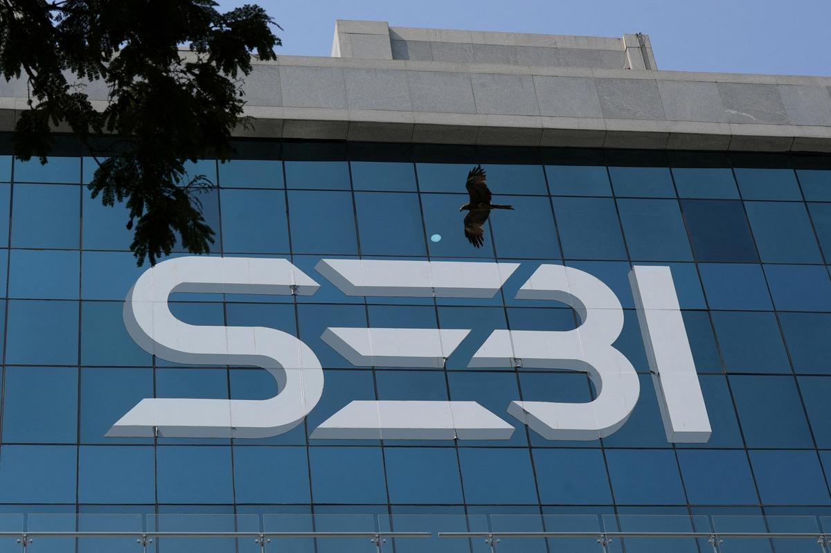 Complaint Urges SEBI Probe into Alleged ₹275 Crore Diversion in Mumbai SRA Project