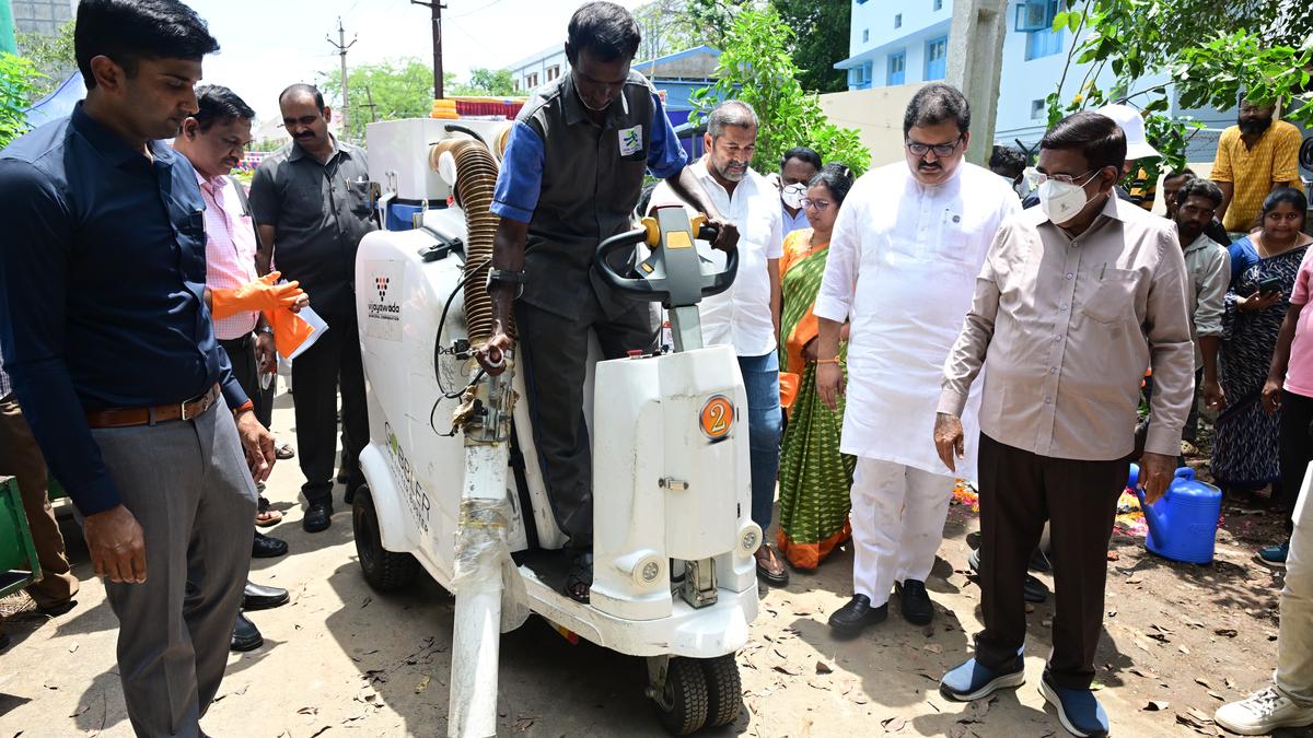 People’s cooperation vital to make Andhra Pradesh dump yard-free, says MA&UD Minister Narayana