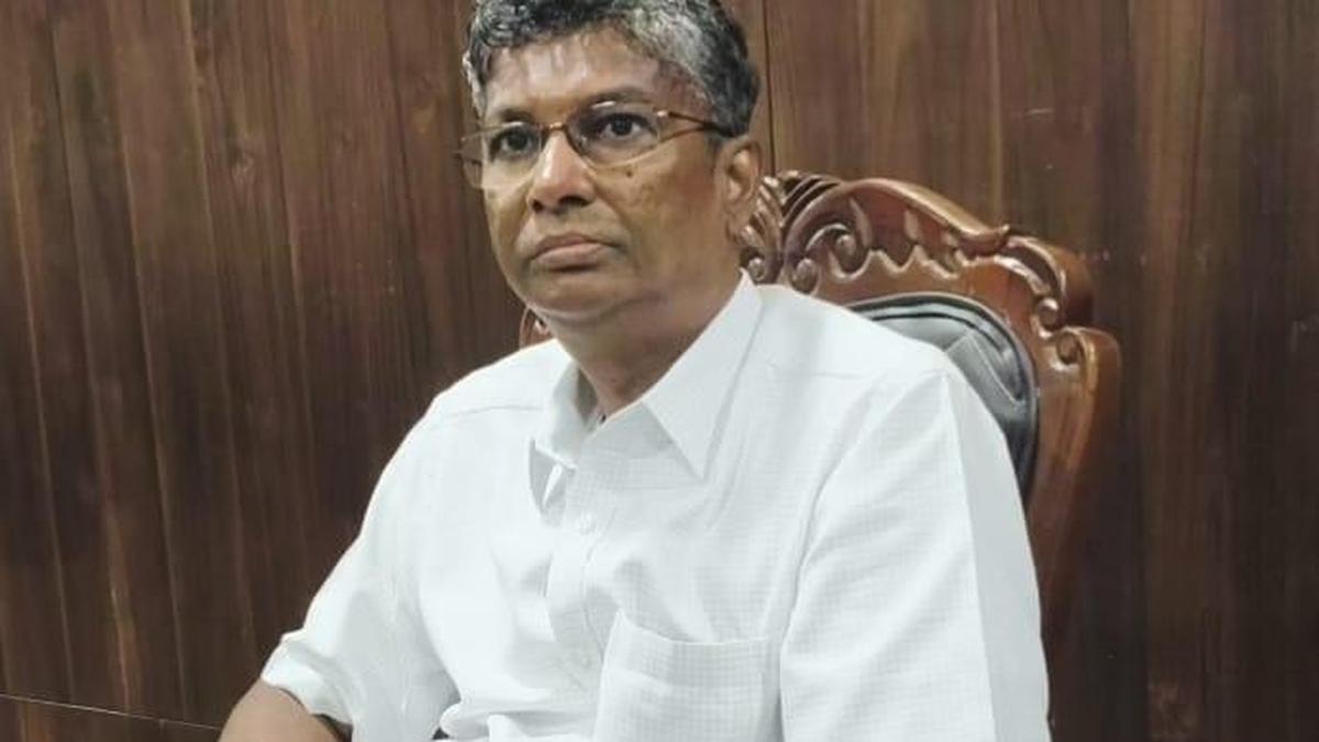 Satish Jarkiholi does not rule out withdrawal of party minority wing leader’s suspension